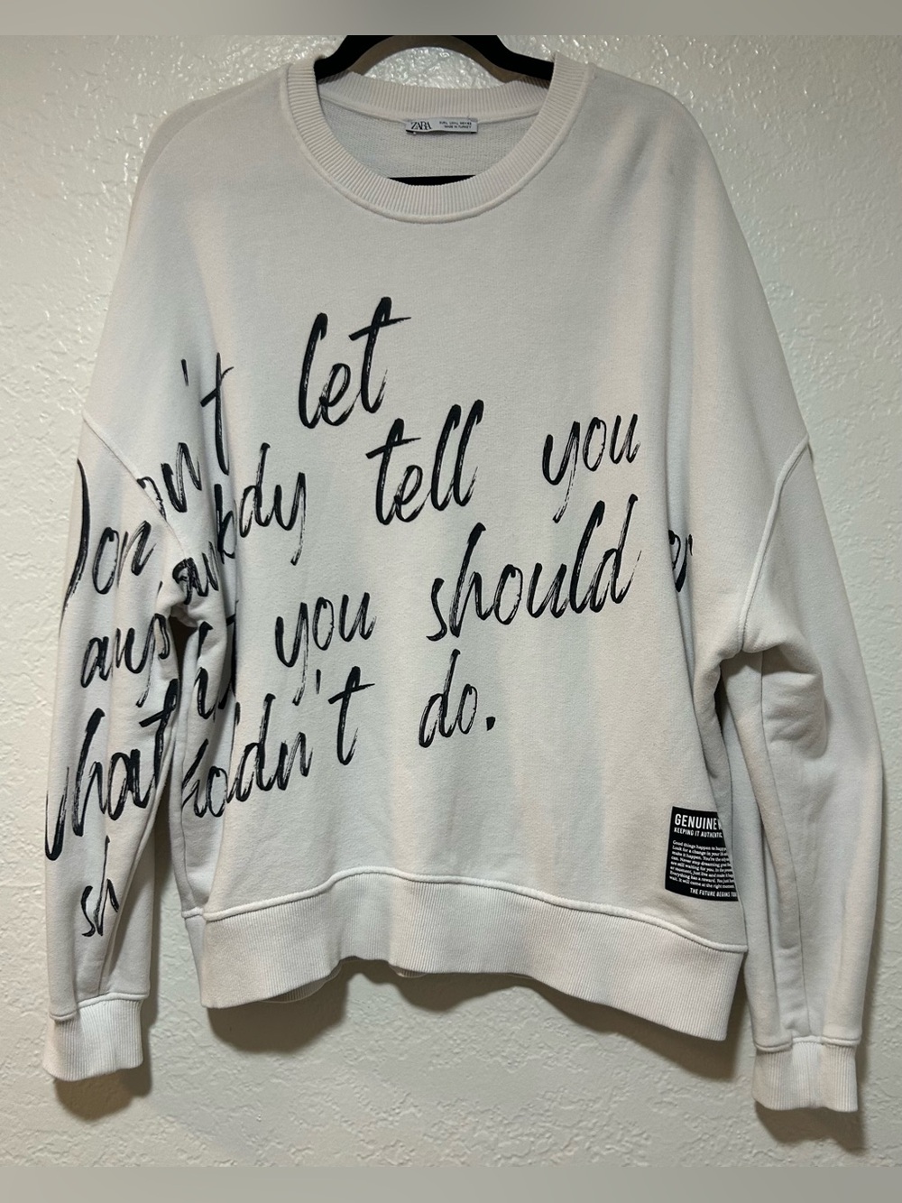 Zara Off-White Script Graphic Crewneck Sweatshirt